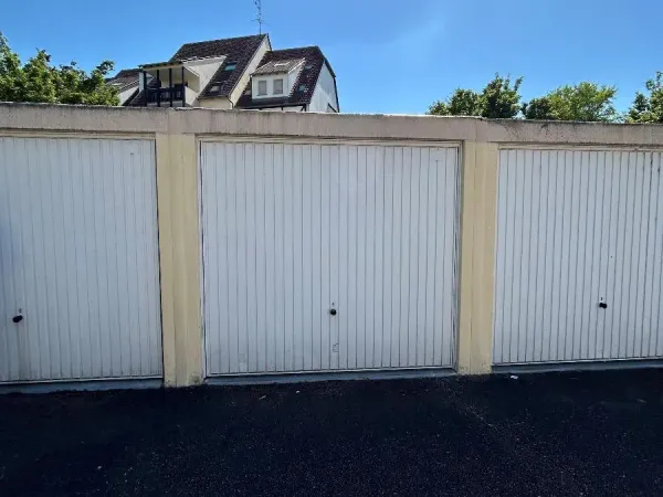 Parking 13 m²