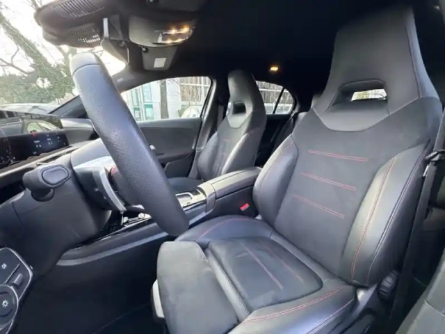 Mercedes Classe A 180 d amg line — photo 13