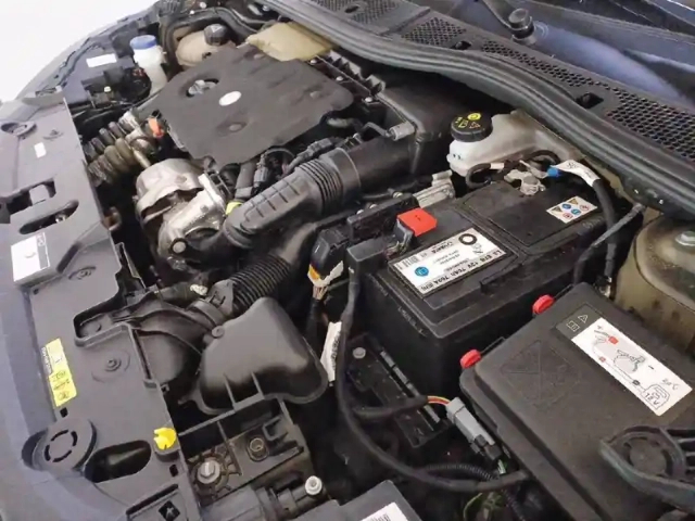 Peugeot 208 bluehdi 100 s&amp;s bvm6 — photo 15