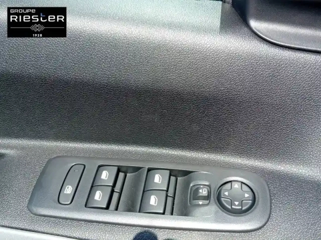 Citroën Berlingo diesel 100 ch m manuelle — photo 21