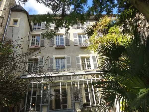 Vends hôtel particulier 400m²
