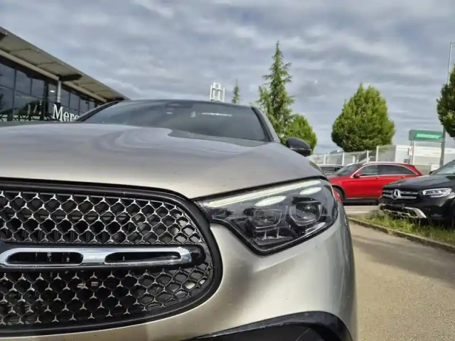 Mercedes Glc coupe 300 de 9g-tronic 4matic — photo 3