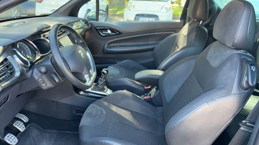 DS DS3 1.6 THP 155 - Chic – 2014 – 148667 km – Essence – Boîte Manuelle — photo 30