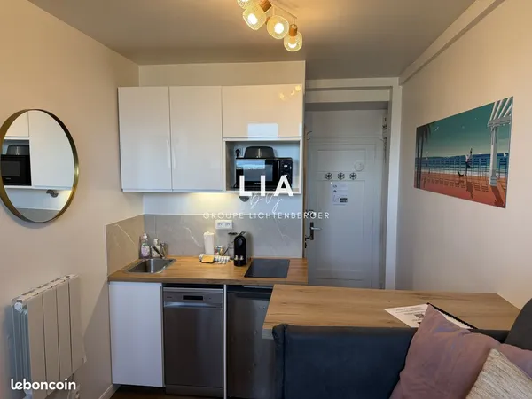 Studio 1 pièce 12 m²