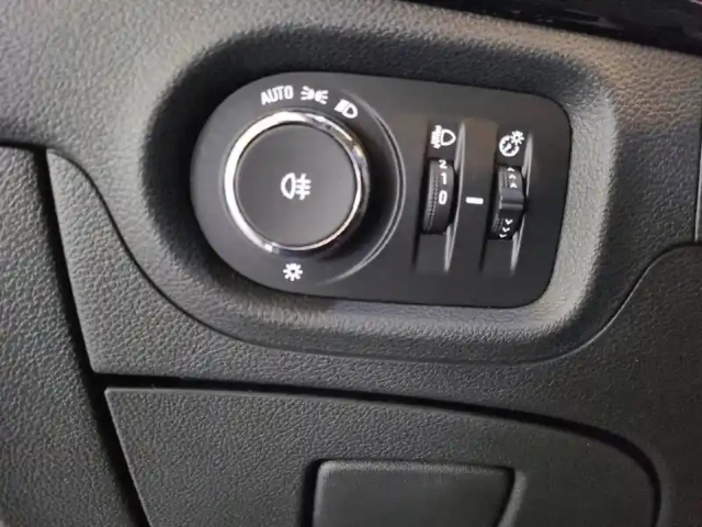 Opel Astra 1.2 turbo 110 ch bvm6 — photo 61