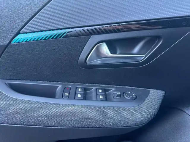 Peugeot 208 puretech 75 s&amp;s bvm5 — photo 22