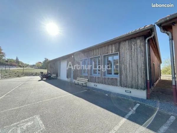 Bureaux 287 m²