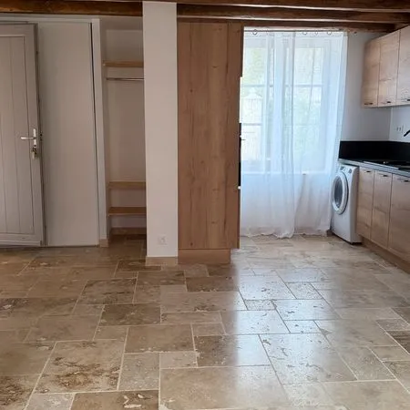 Maison mitoyenne saint Quentin sur indrois 50m2, 1 chambre