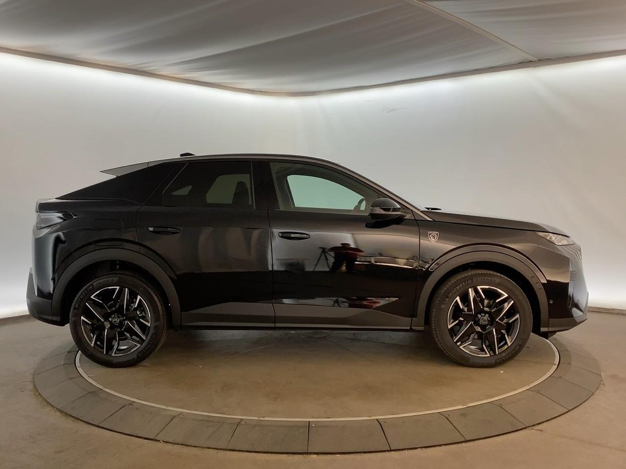 Peugeot 3008 hybrid 145 e-dcs6 gt — photo 4