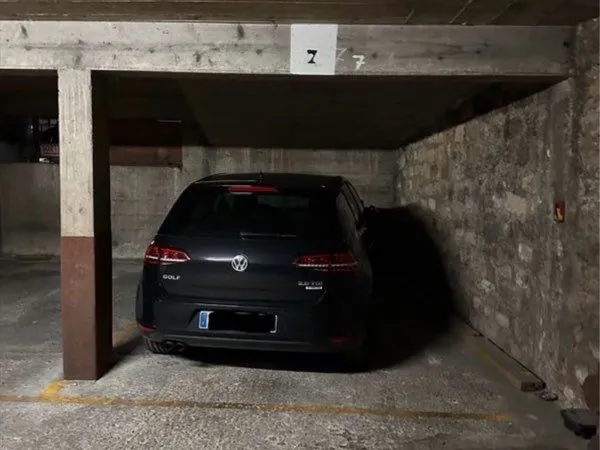 Location place de parking - rue legendre