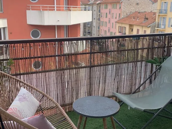 Studio 2 pièces 27 m²
