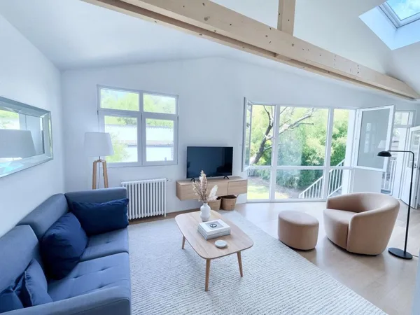 Vends maison - 171 m² - 8 pièces, 6 chambres - Verrieres-le-Buisson 91370
