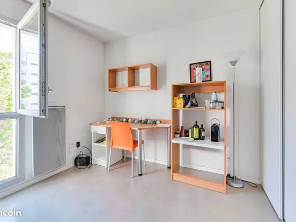 Studio 1 pièce 20 m²