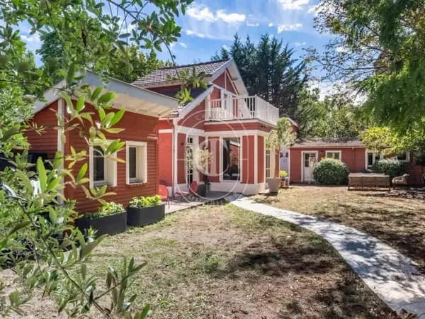 Maison 8 pièces 150 m²