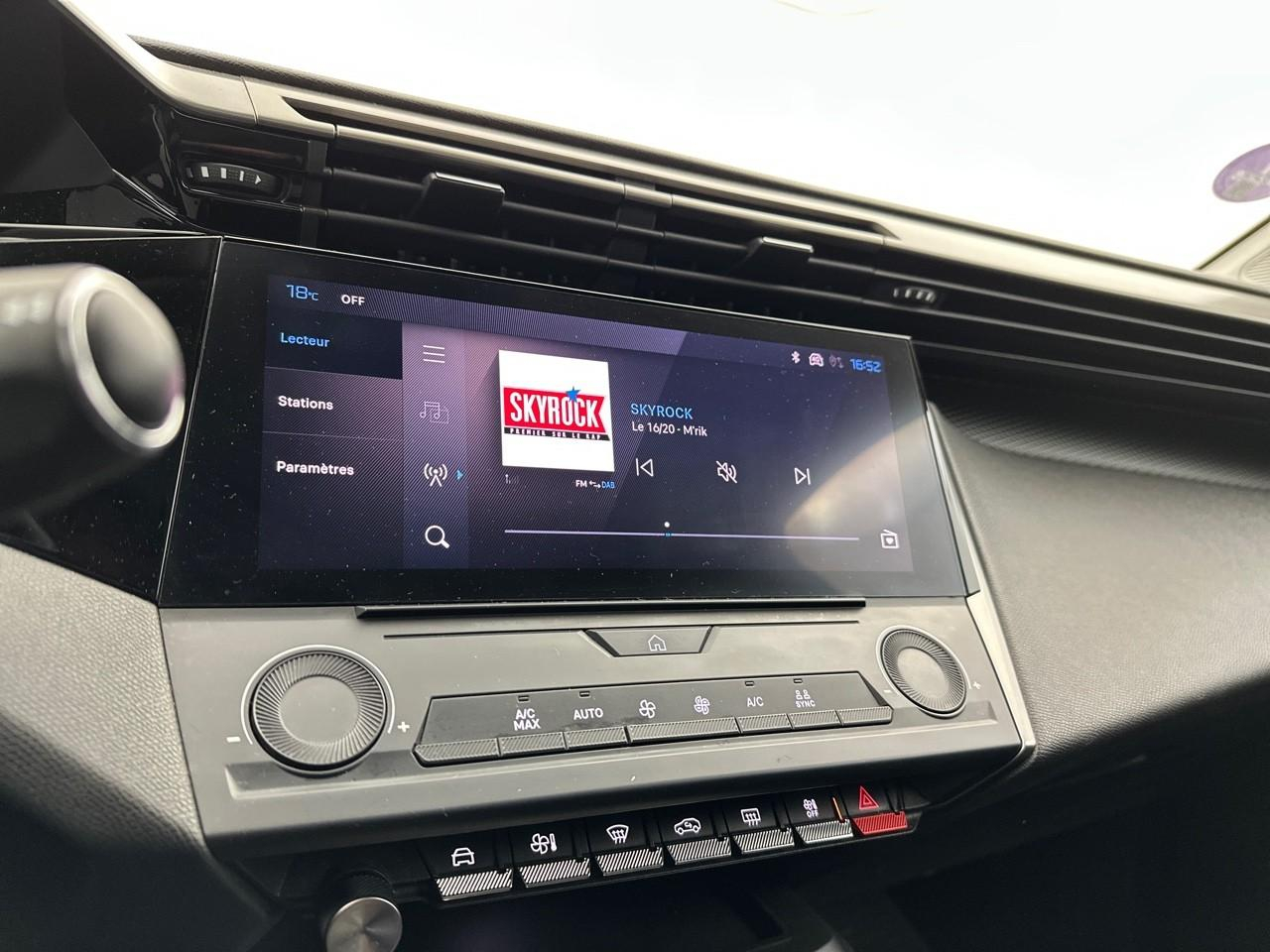 Peugeot 308 puretech 130ch s&s eat8 active pack — photo 24