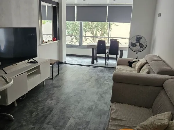 ESTAQUE BEL APPARTEMENT T3 PROCHE DES COMMERCES ET DES TRANSPORTS EN COMMUN