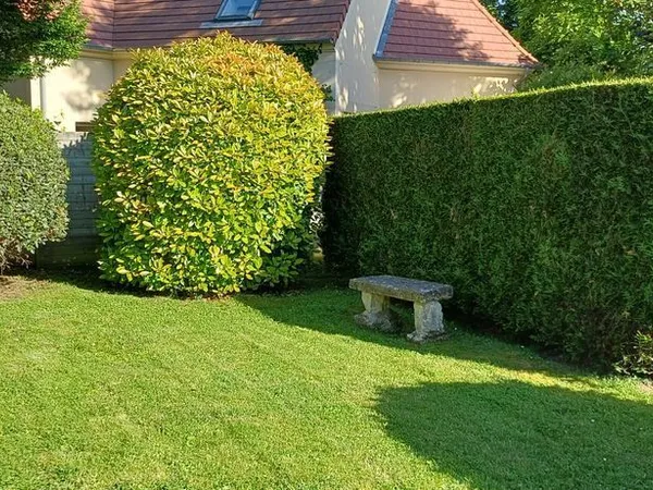 A loué T4-82 m2 dans petite résidence calme (3 app.)