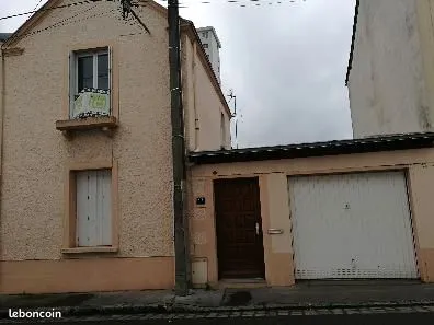 Maison de ville + jardin + 2 places +1 garage