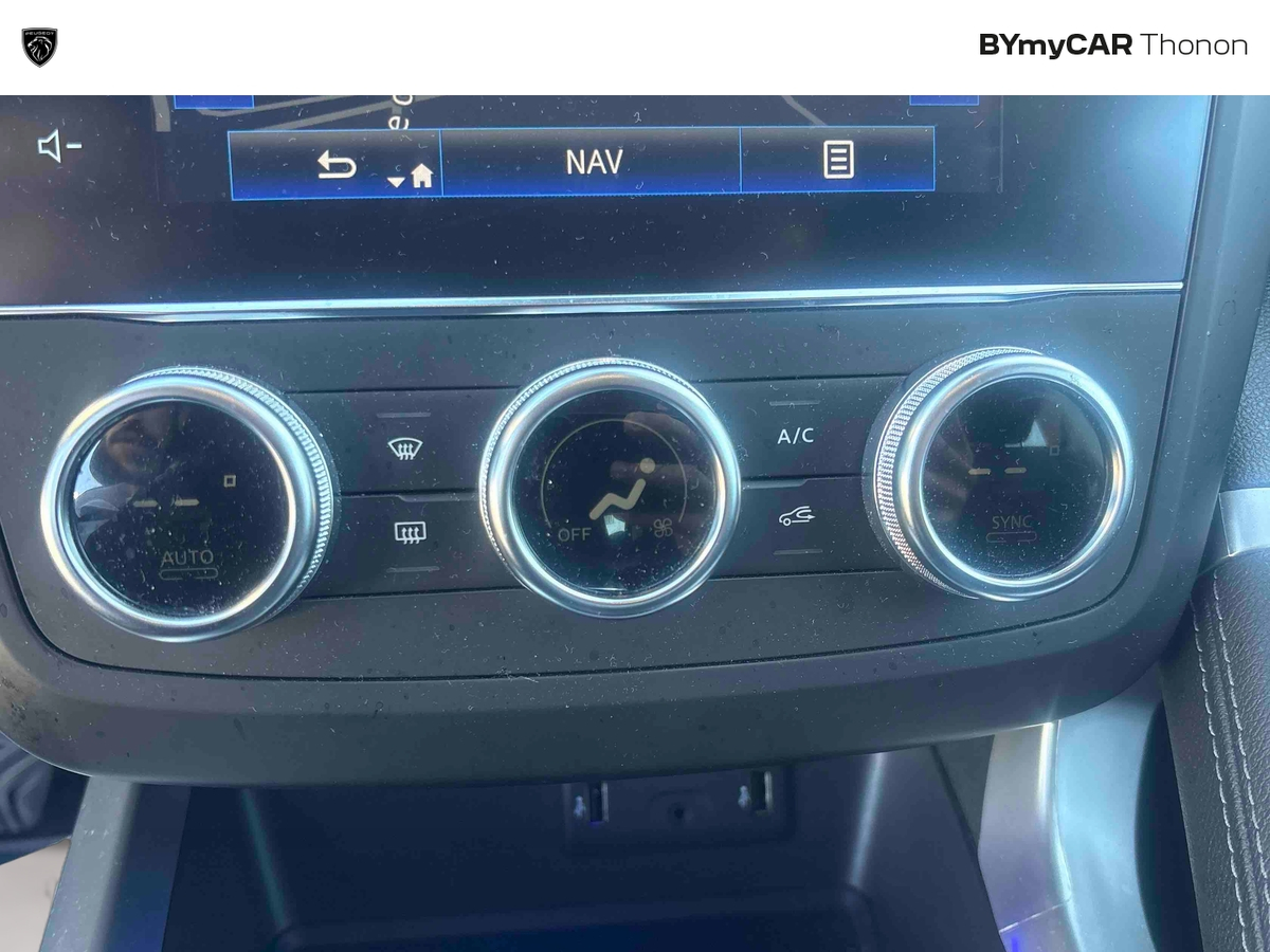 Renault Kadjar Blue dCi 115 — photo 21