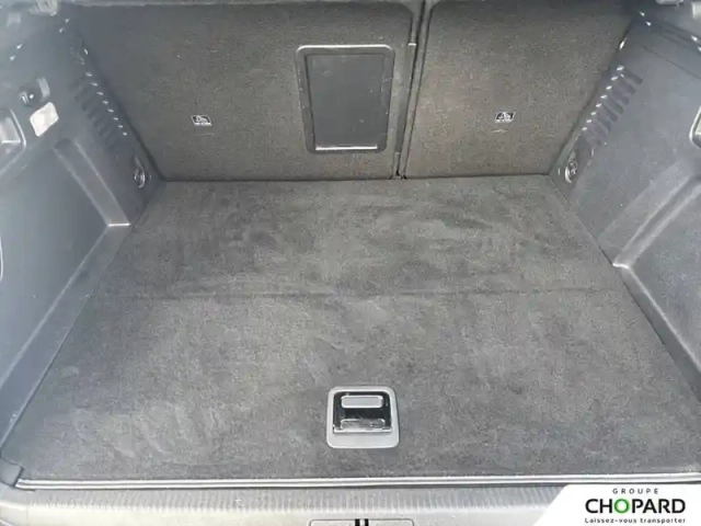 Peugeot 3008 hybrid4 300 e-eat8 — photo 8