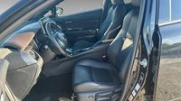 Toyota C-Hr 122h Distinctive 2WD E-CVT — photo 9