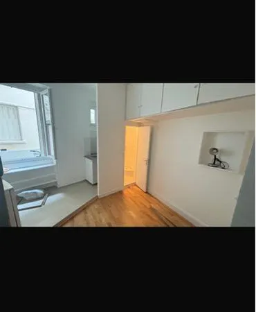 Studette 13 m3 Paris 17 terne