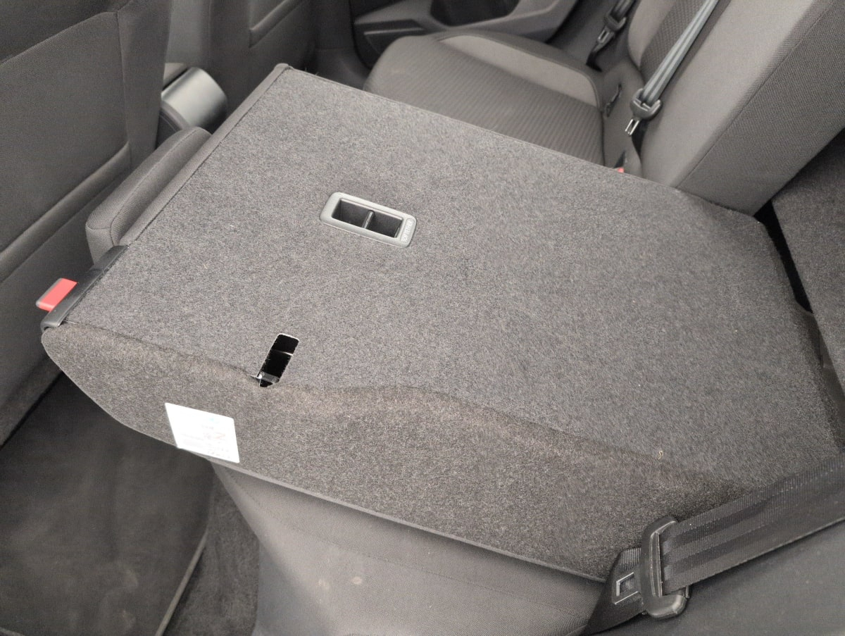 Volkswagen Polo — photo 12