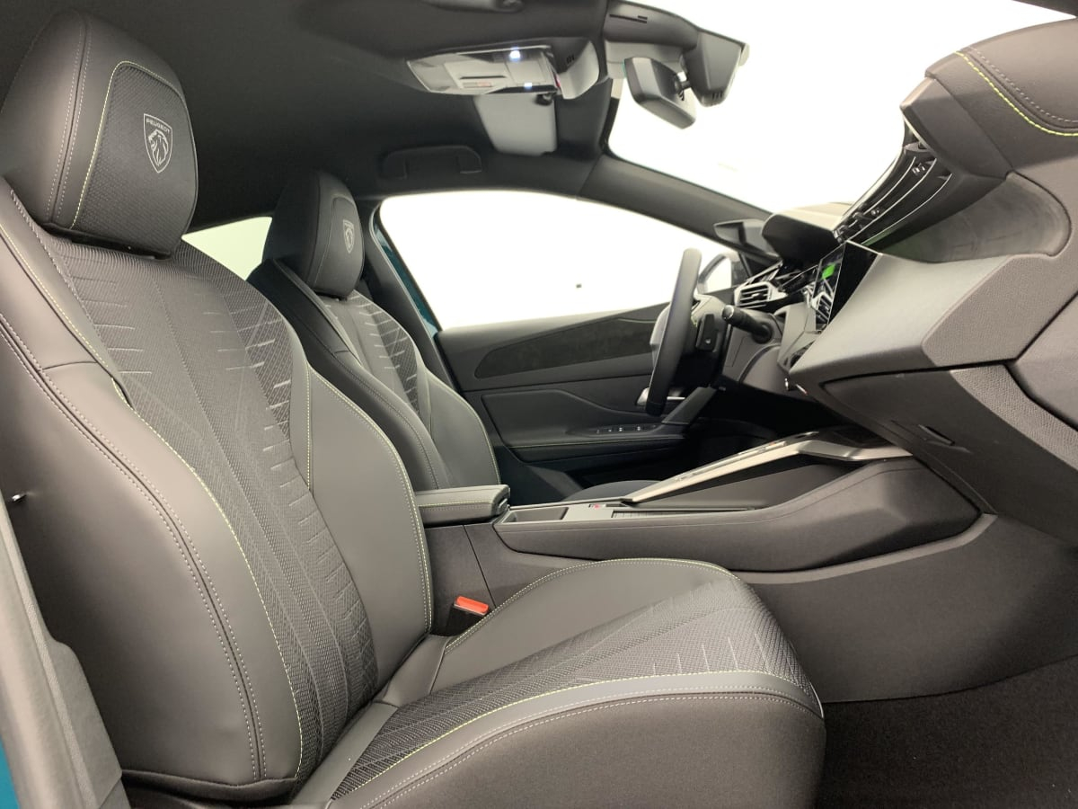Peugeot 308 — photo 9