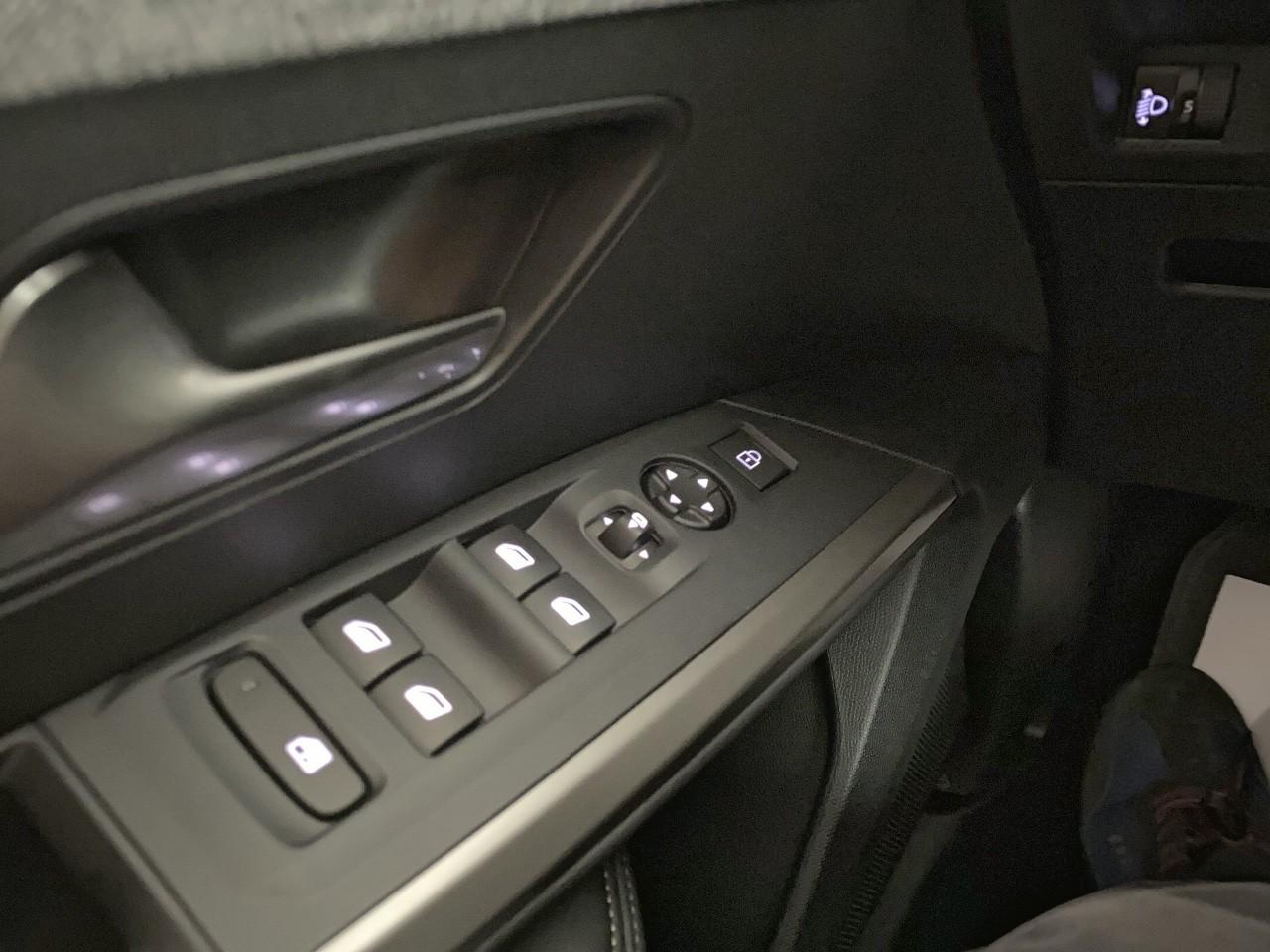 Peugeot 5008 hybrid 145 ch e-dcs6 allure — photo 20