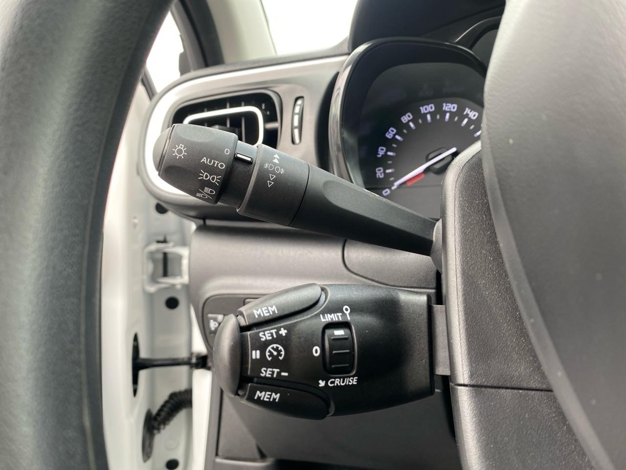 Citroën C3 1.2 puretech 83ch s&s shine — photo 16