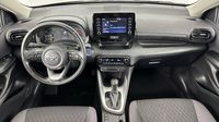 Toyota Yaris 116h Dynamic 5p MY22 — photo 11
