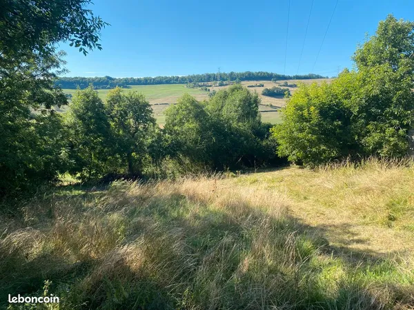 Terrain constructible avec vue sur la vallée