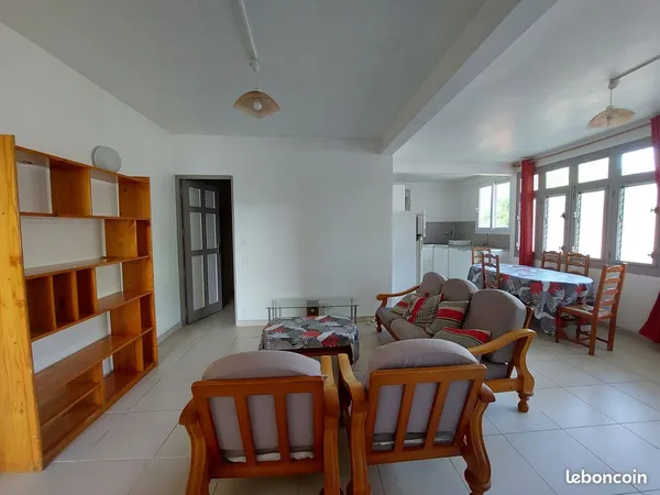 Location à l'année F3 meublé anse mitan au trois Ilets