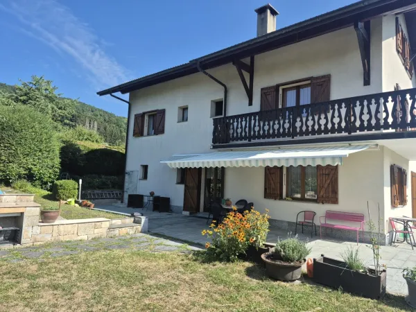 Maison 8 pièces 241 m²