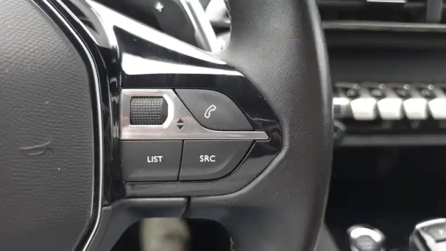 Peugeot 3008 bluehdi 130ch s&amp;s eat8 — photo 4