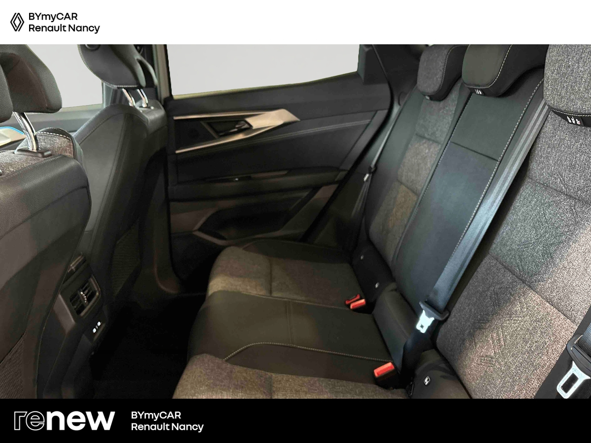 Renault Austral full hybrid E-Tech 200 ch — photo 12