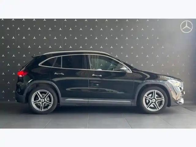 Mercedes Gla 220 d 4matic amg line — photo 30