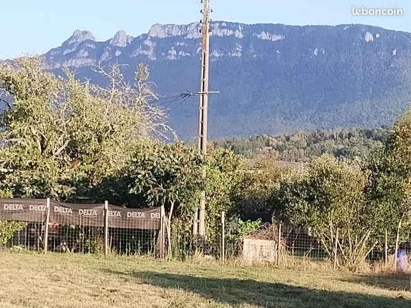 Terrain a batir 1500m2 yenne 73170