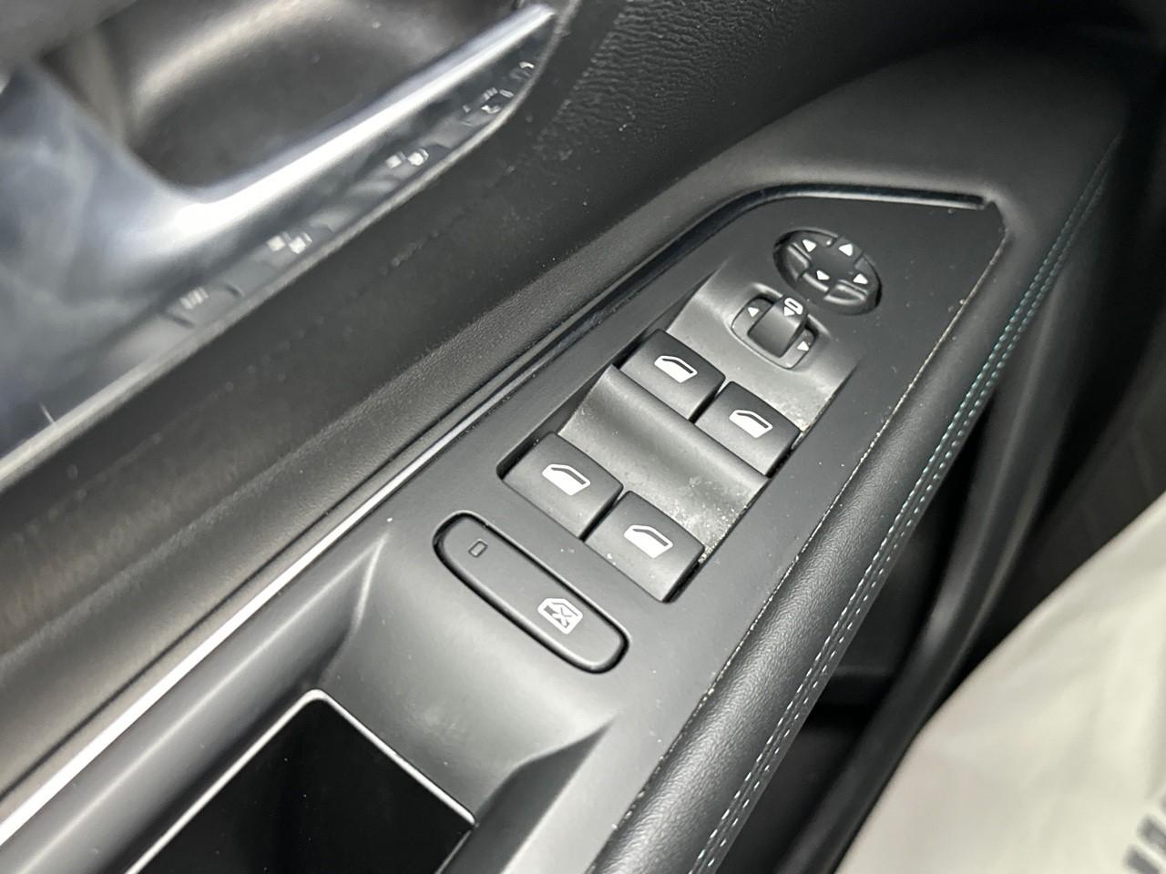 Peugeot 3008 puretech 130ch s&s bvm6 allure pack — photo 15