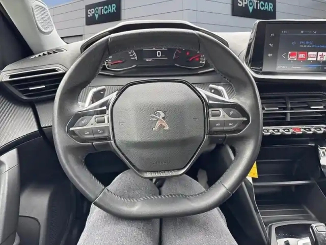 Peugeot 2008 puretech 130 s&amp;s eat8 active business — photo 12
