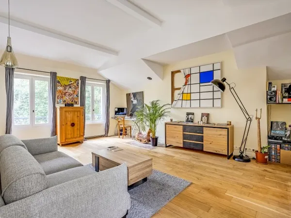 Charmant appartement atypique à Ménilmontant Paris 20