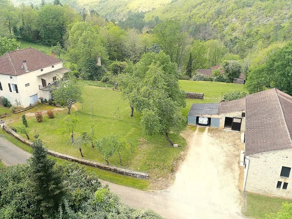 Propriété 6 pièces 115 m²