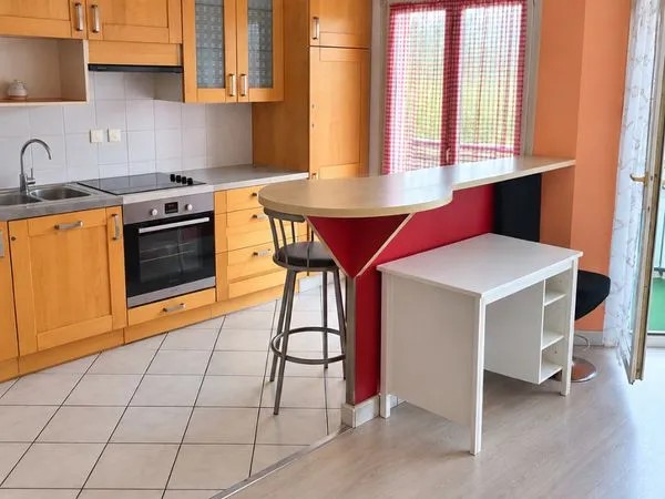 Appartement 3 pièces - 61 m² - Centre-ville de Saint-Julien-en-Genevois - 310 000
