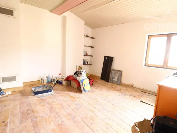 A vendre 2 maisons à rénover