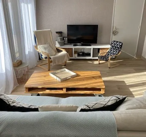 Appartement T3- 80 m2-avec terrasse