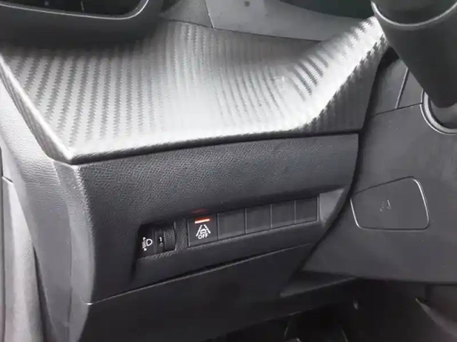 Peugeot 208 puretech 100 s&amp;s bvm6 — photo 15