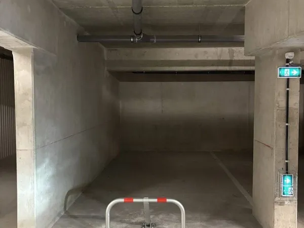 Parking 15 m²
