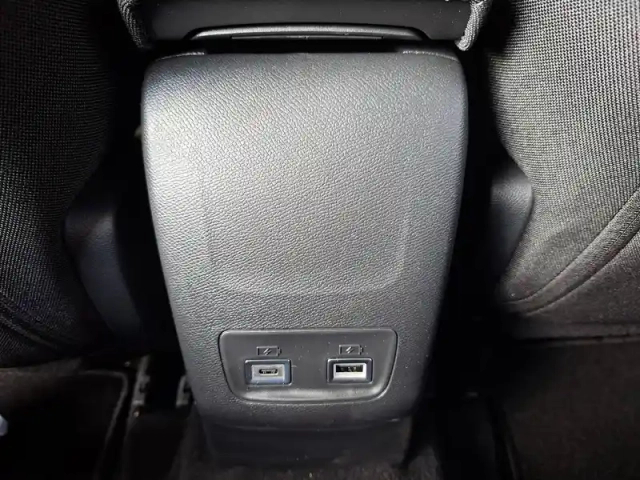 Peugeot 2008 electrique 54 kwh 156 ch — photo 15