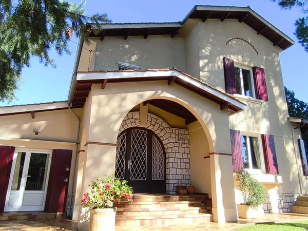 Maison en viager 6 pièces 179 m²