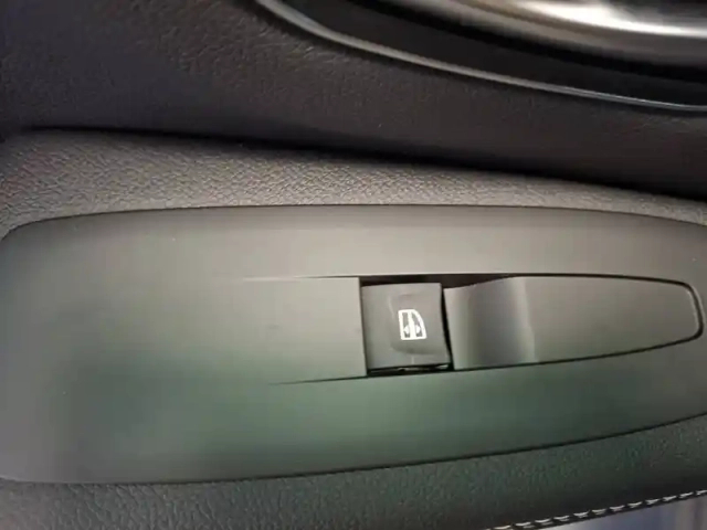 Renault Scenic grand  tce 140 — photo 23